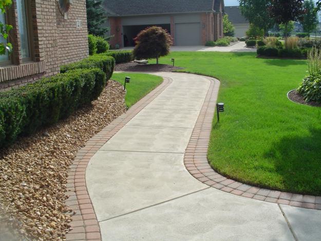 Commercial Hardscape Summer Planting Tips